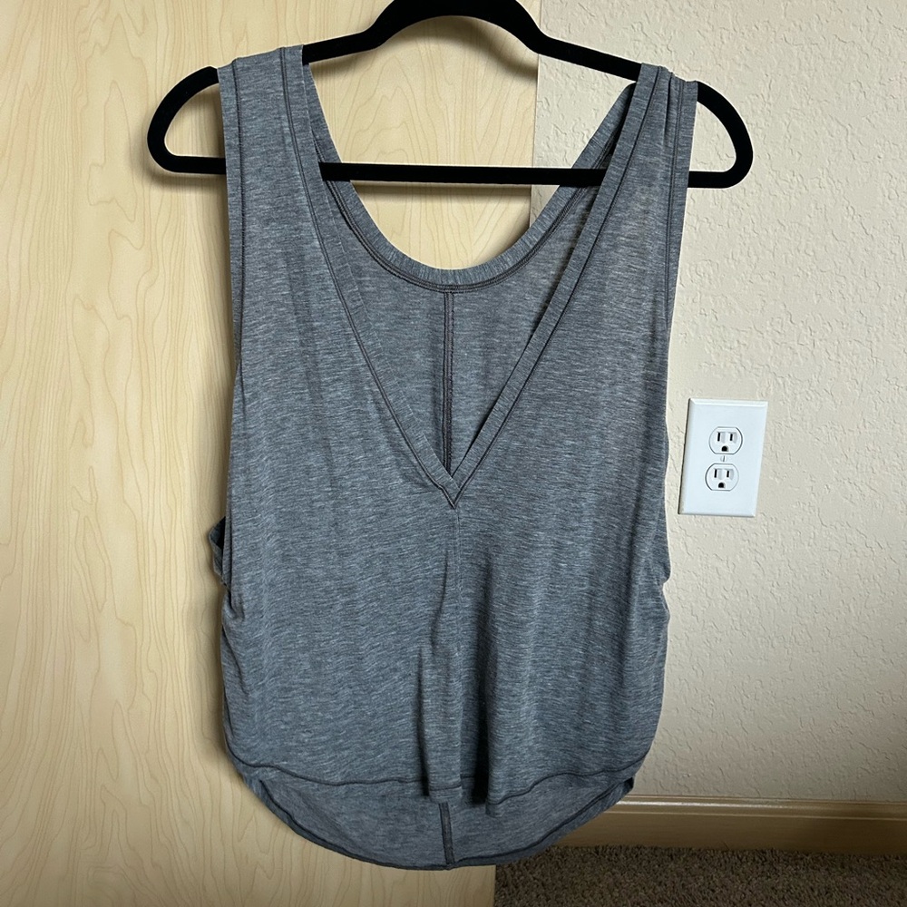 Lululemon Grey Tank - Size L - Oversized